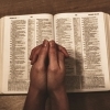Oraciones a Dios: Conecta con lo divino a través de la fe, la gratitud y la esperanza post image
