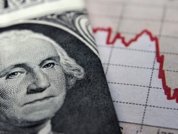 How AI is Revolutionizing Stock Market Predictions in 2025 post related image