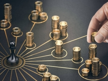 Crypto Meets Traditional Finance: The Power of Hybrid Investment Strategies post image