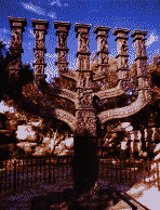 images/MENORA9.gif